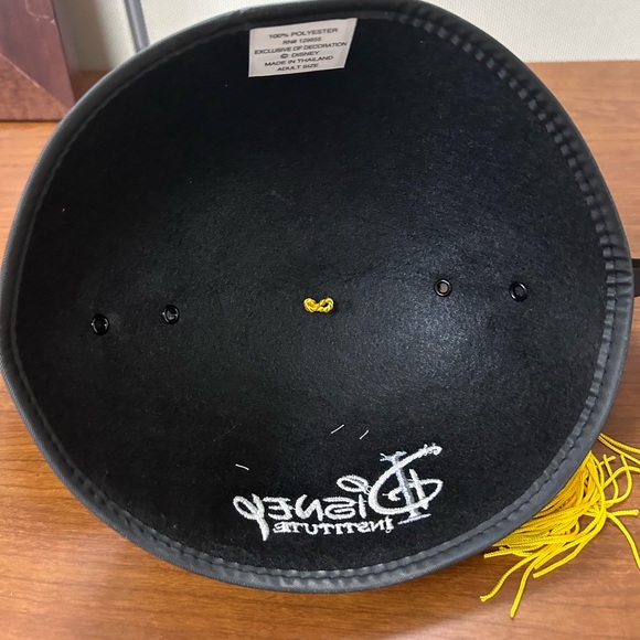 Disney Institute Graduation Cap w/Mickey Ears & Tassel - Picture 6 of 7